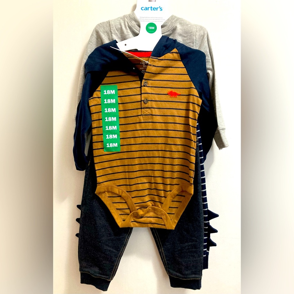 Carter’s 18 month 4 piece set